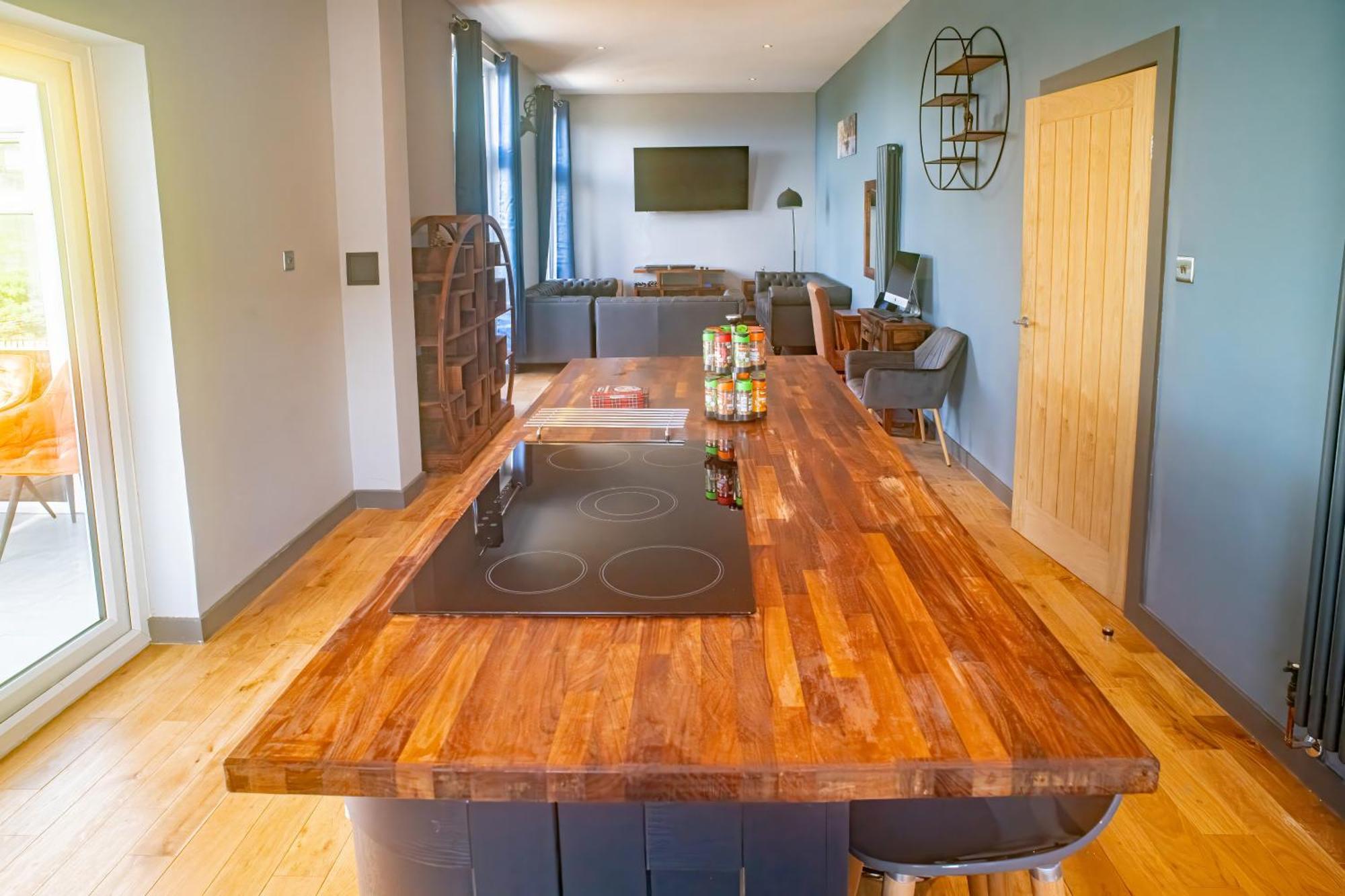 קרבוסט Luxury 4 Bedroom Cottage With Stunning Views Near Fairy Pools! מראה חיצוני תמונה
