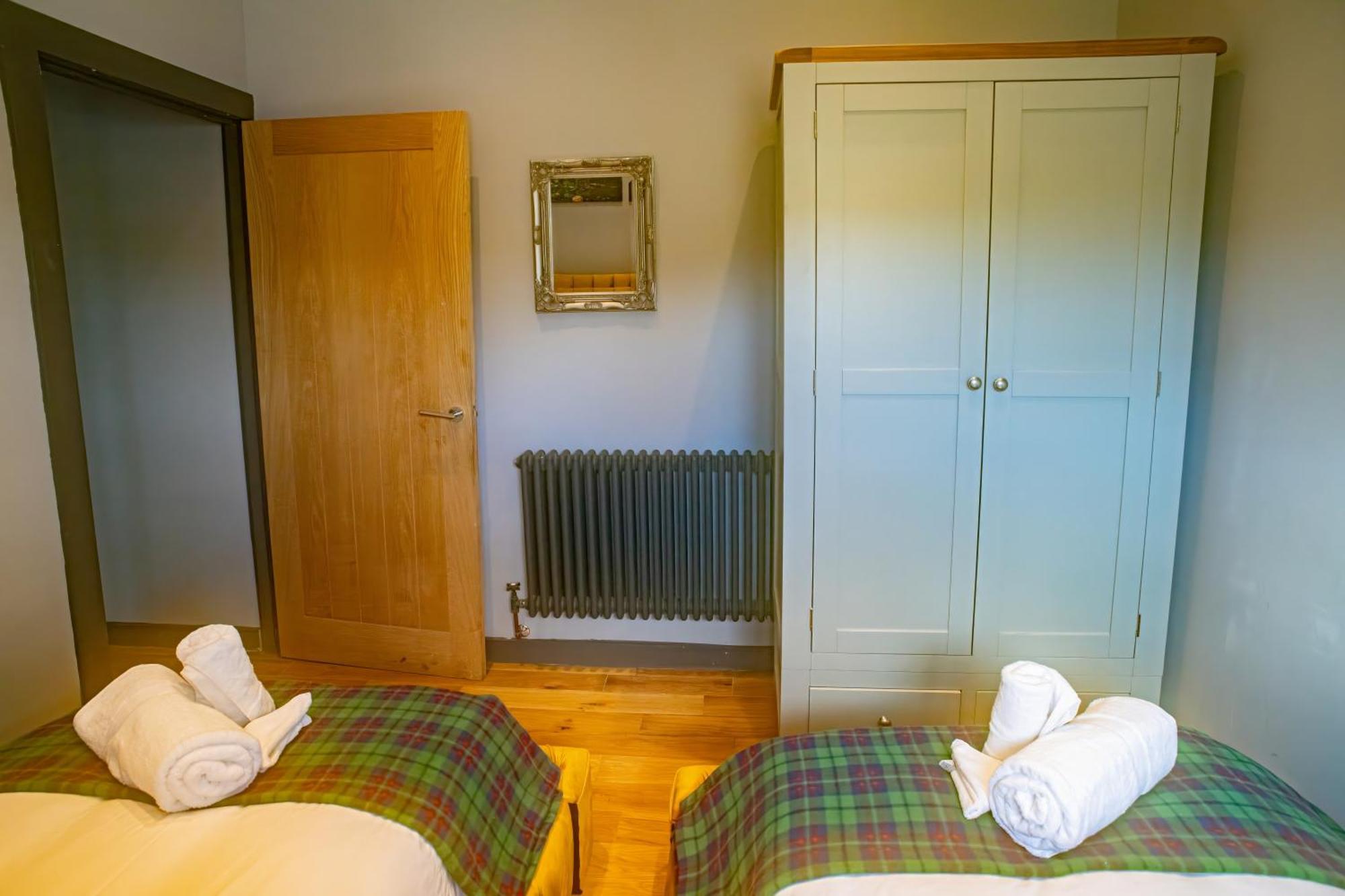 קרבוסט Luxury 4 Bedroom Cottage With Stunning Views Near Fairy Pools! מראה חיצוני תמונה